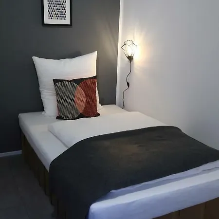 1step2allcities House&garden بيت للعطل *