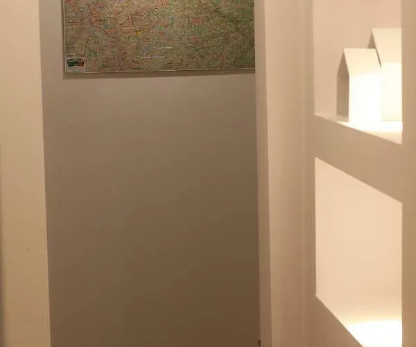 度假居 一步通全市度假屋&花园 *